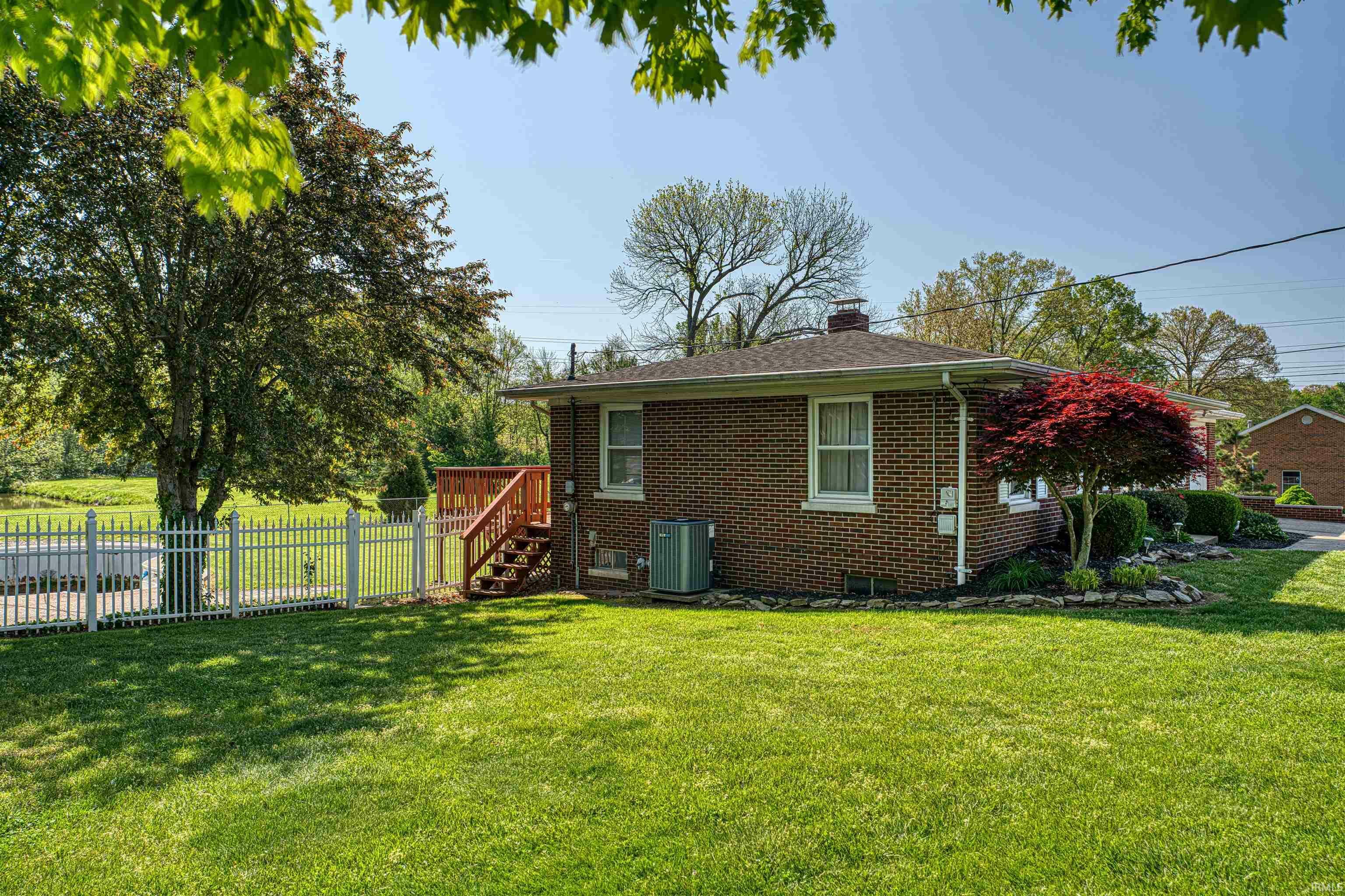 Property Photo: 545 N Roesner Road IN 47712