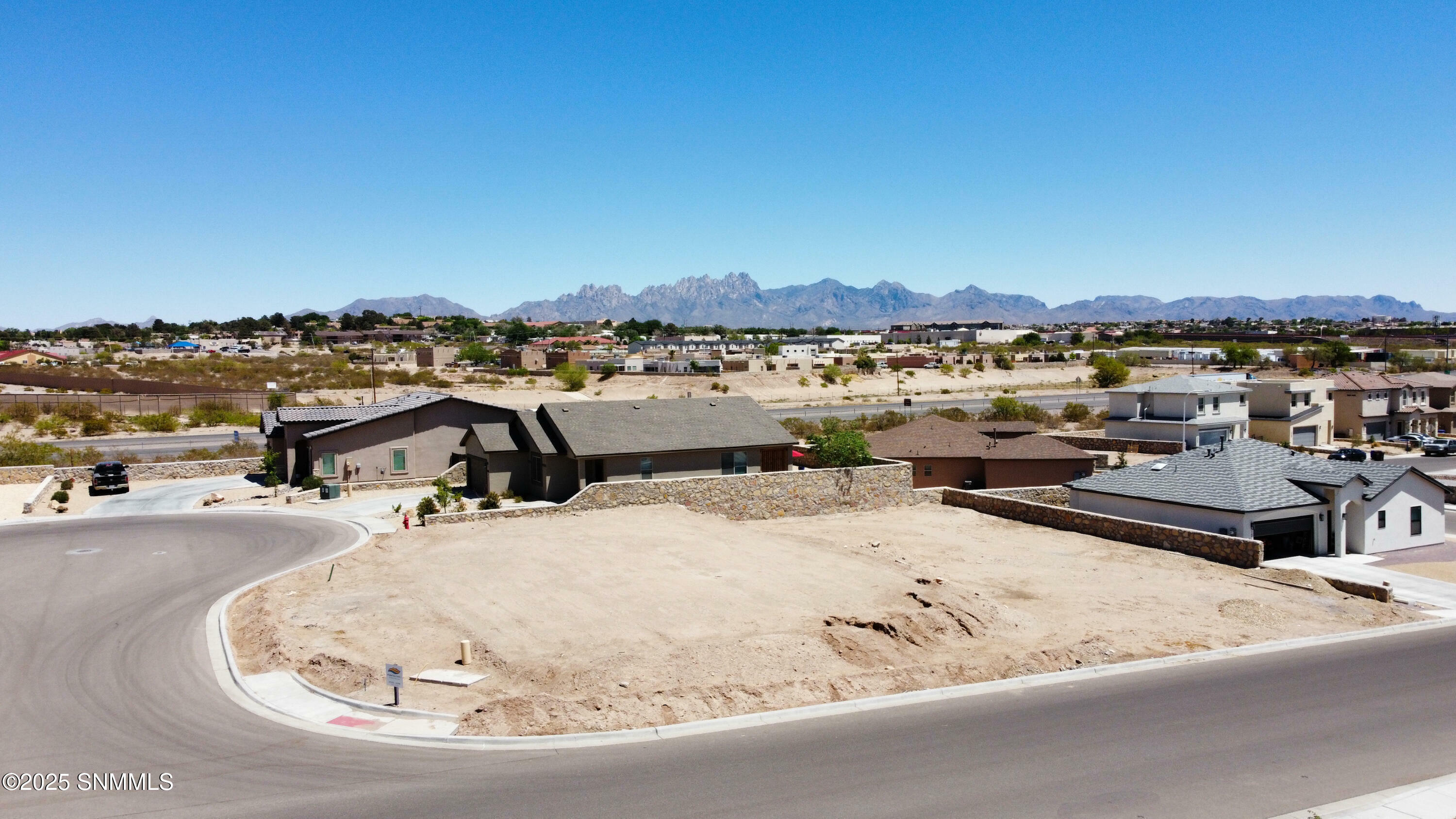 Property Photo:  1458 Lenox Avenue  NM 88005 