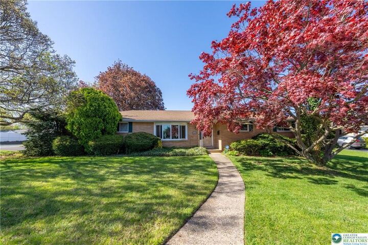 1147 Highland Street  Whitehall Twp PA 18052 photo
