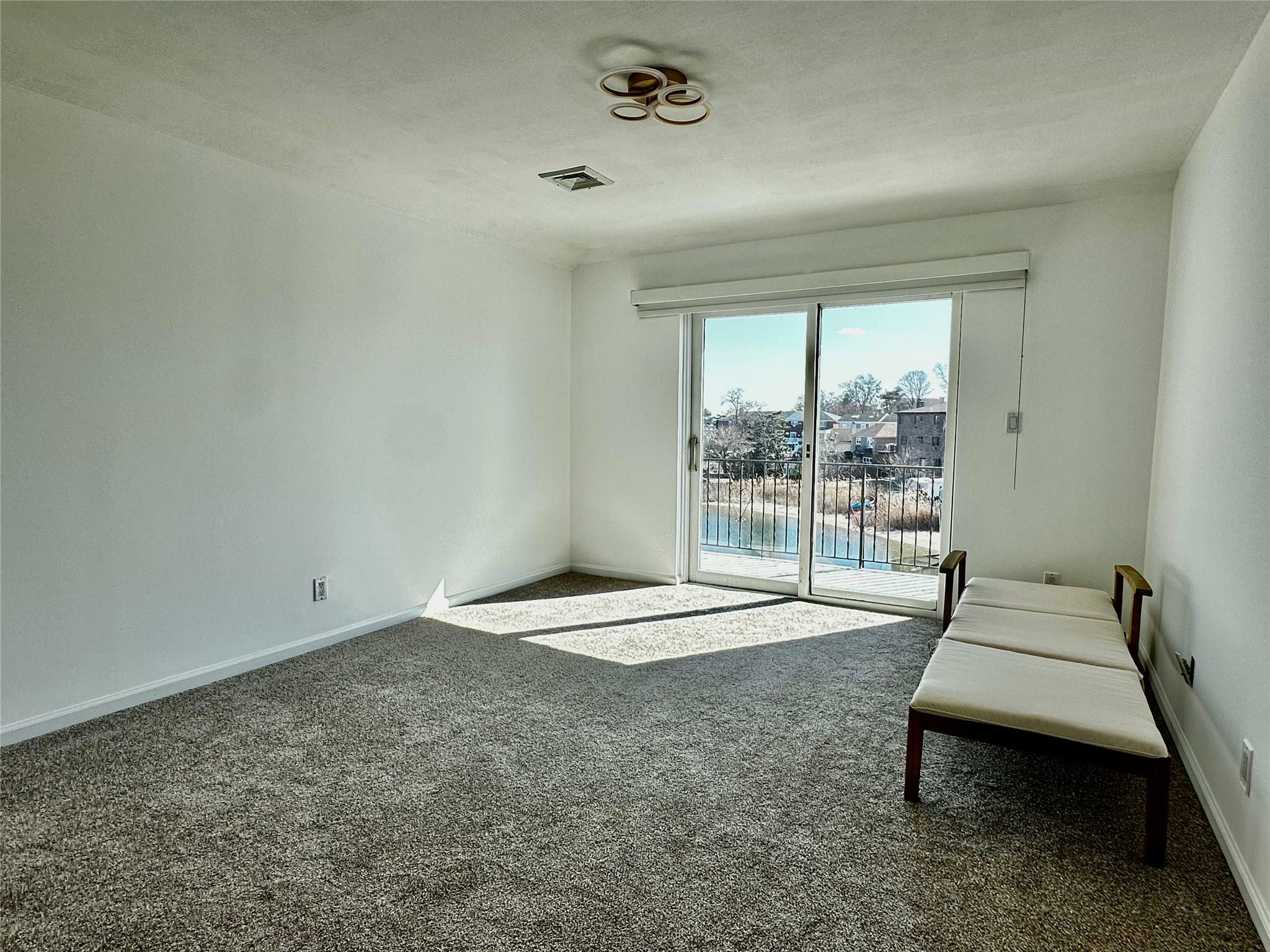 Property Photo: 3276 Griswold Avenue NY 10465