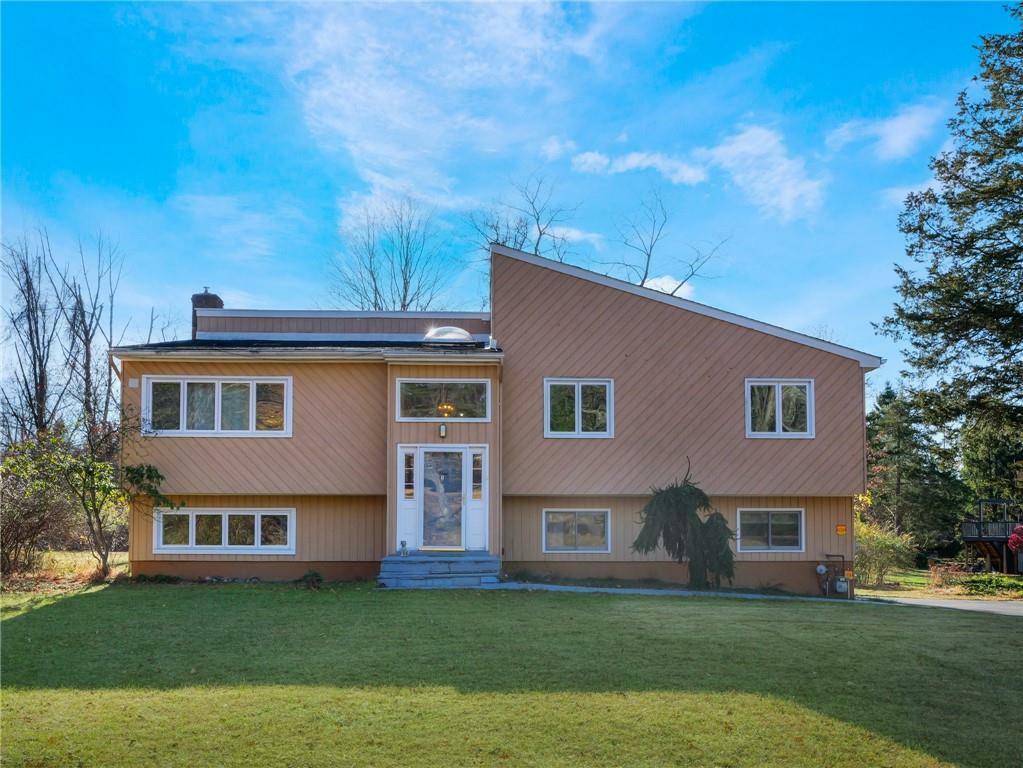 1 Thornbrook Lane N  Wesley Hills NY 10901 photo