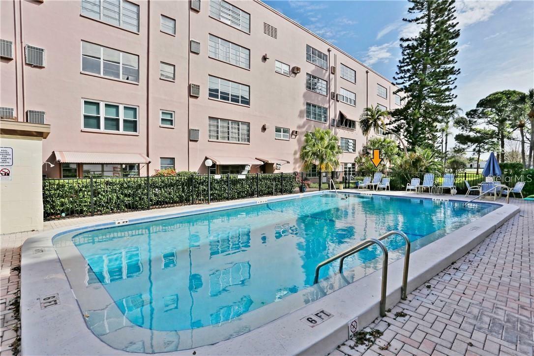 Property Photo: 5521 80th Street N 110 FL 33709
