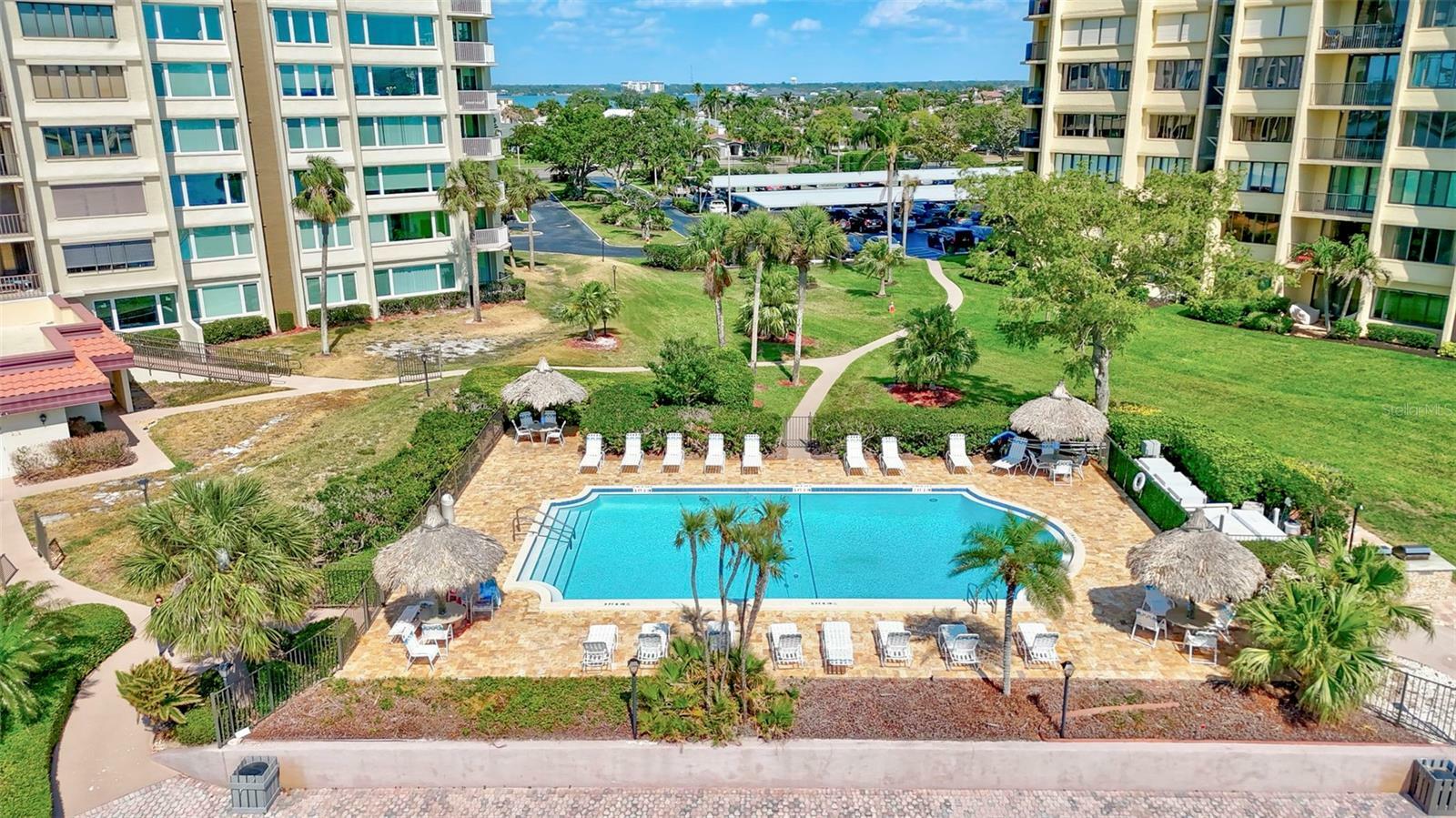 Property Photo: 736 Island Way 303 FL 33767