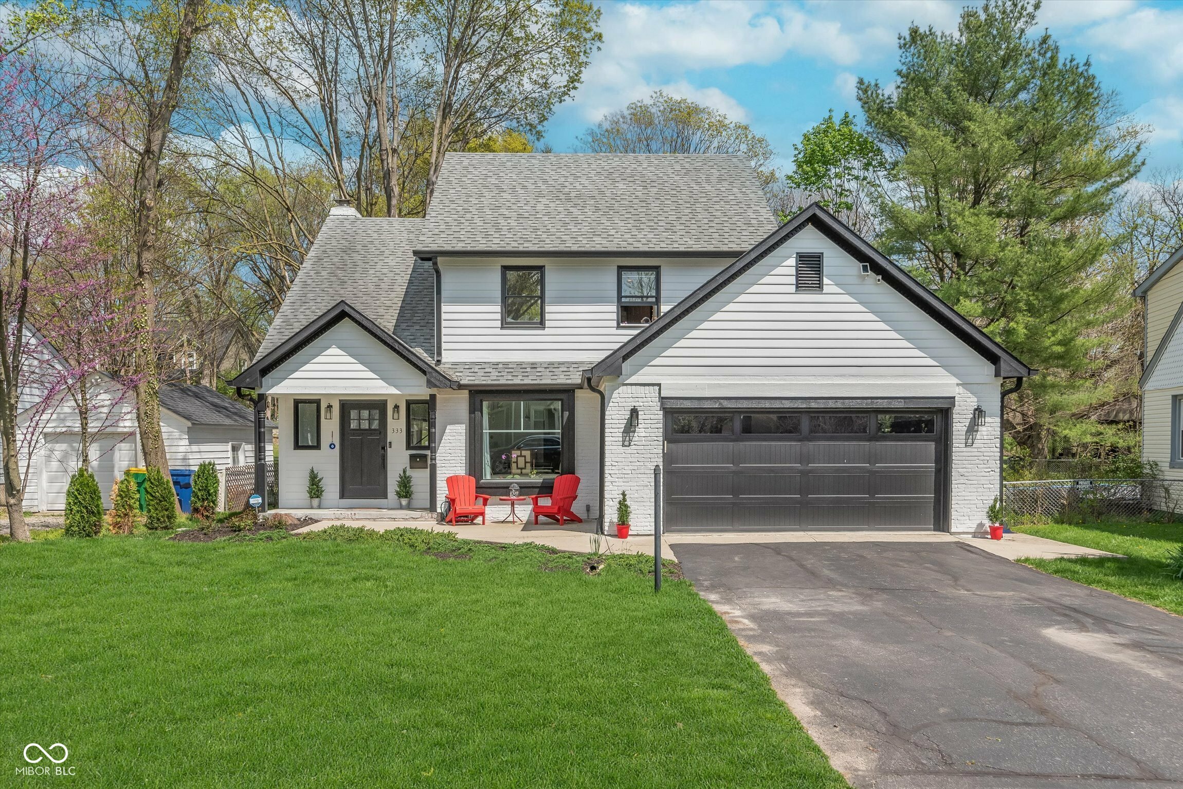 333 S Fourth Street  Zionsville IN 46077 photo