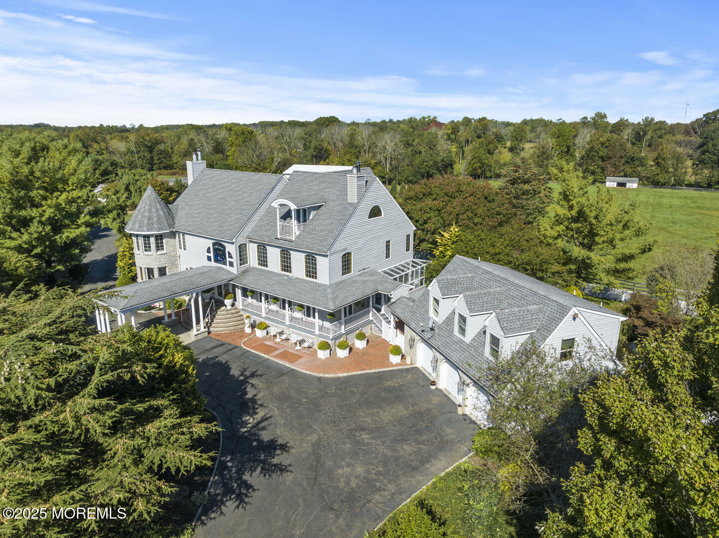 18 Schoolhouse Road  Cream Ridge NJ 08514 photo
