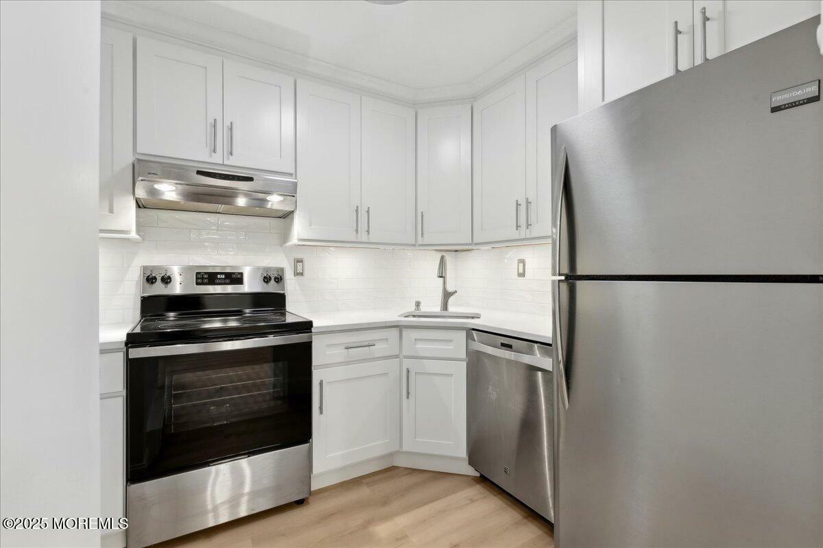 87 Arrowood Road  Manalapan NJ 07726 photo