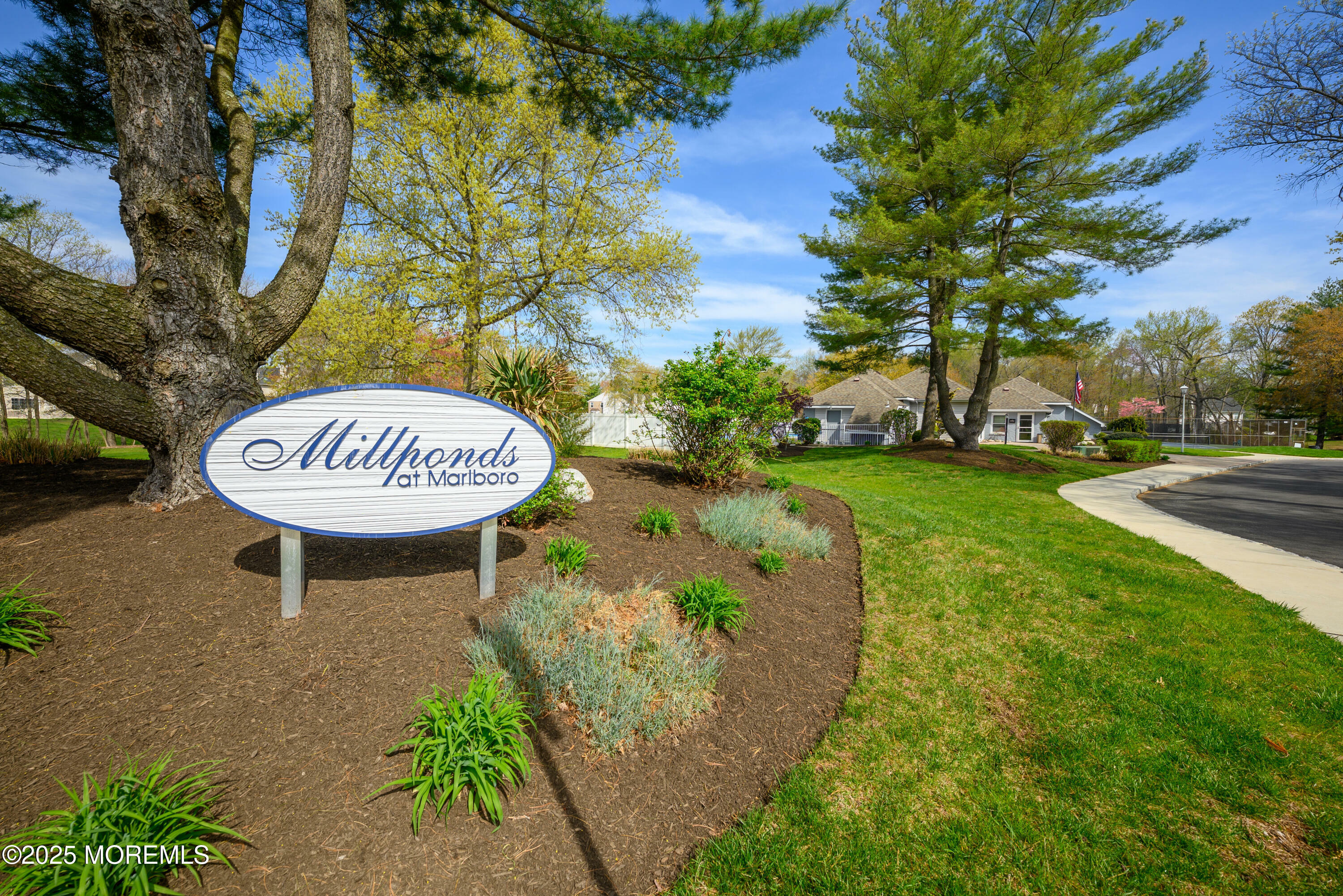 Property Photo: 283 Stratford Place NJ 07751