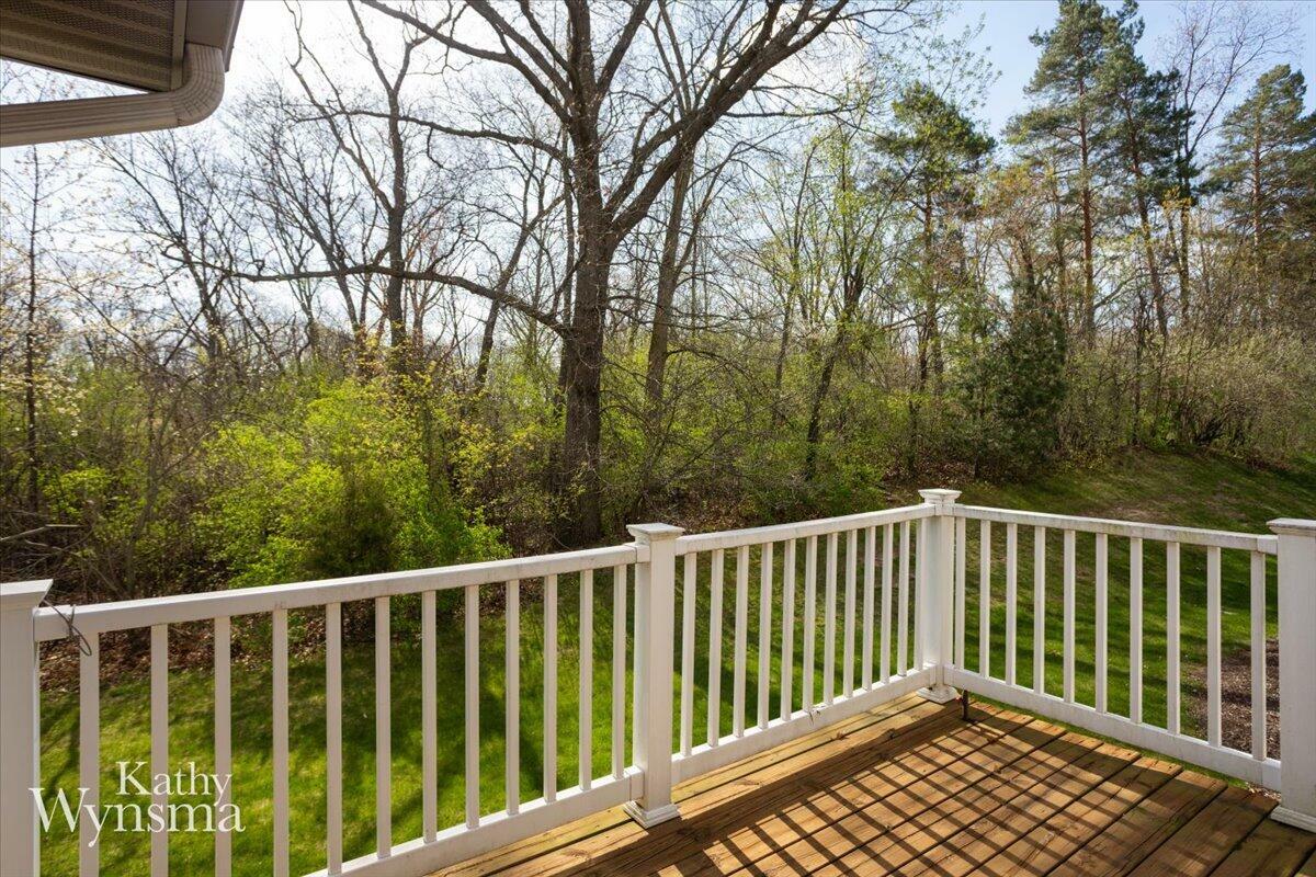 Property Photo: 4231 Willow Lane Drive NE MI 49525