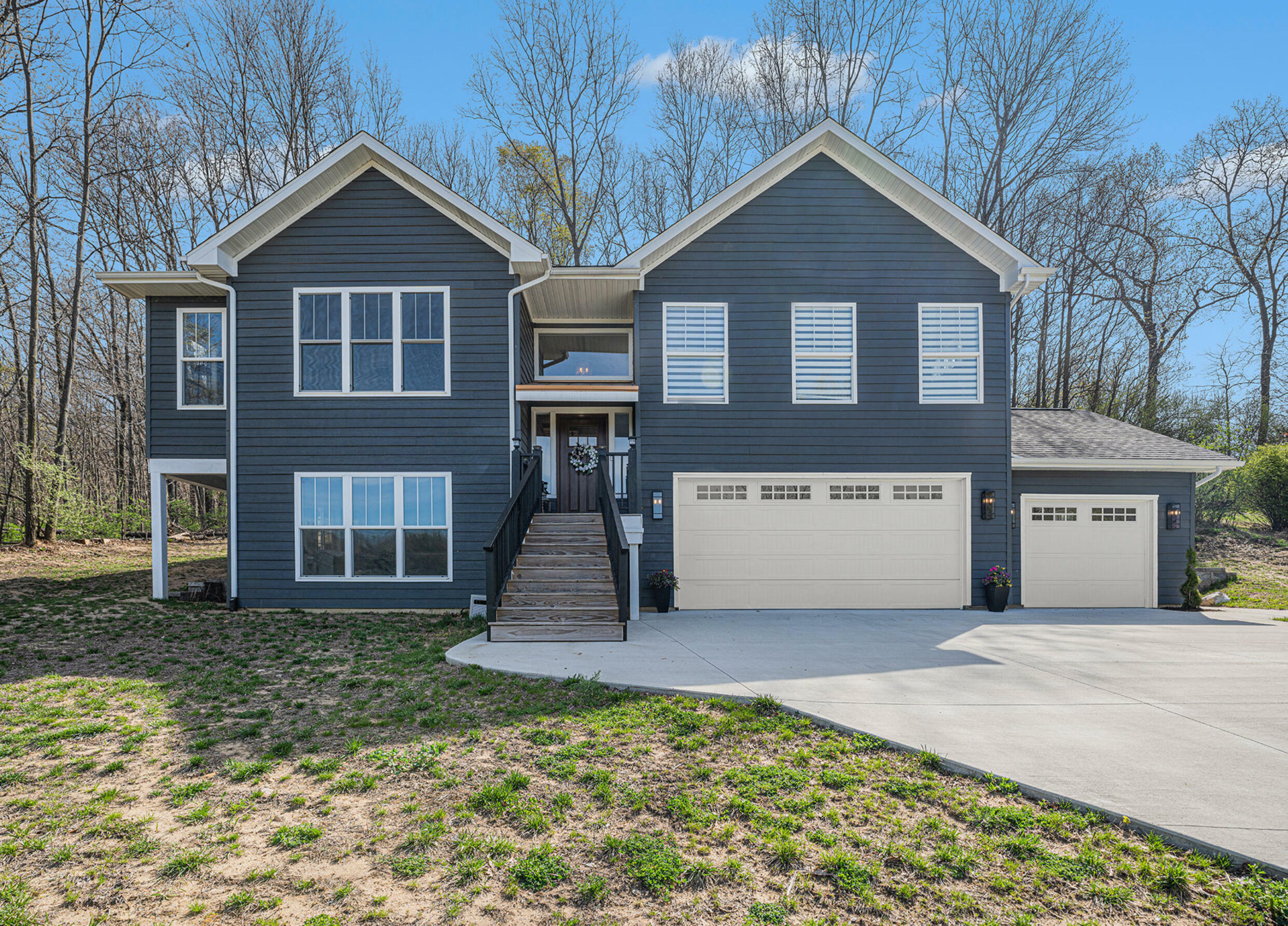 Property Photo:  66 Summerset Drive  MI 49009 
