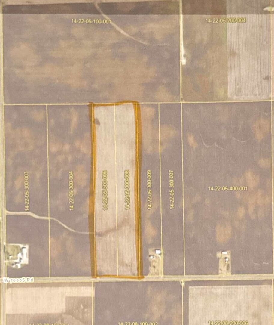 Property Photo: 40acres W 7000S Road IL 60941