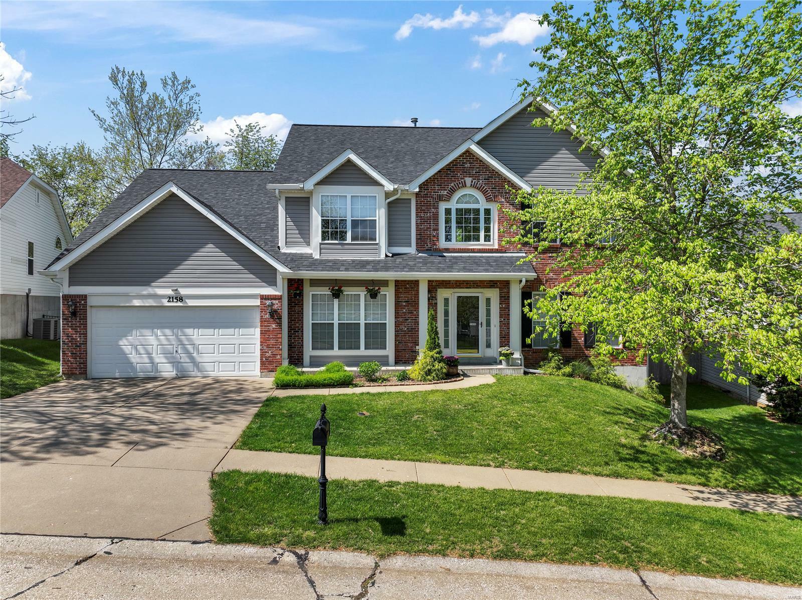 Property Photo: 2158 Avalon Ridge Circle MO 63026