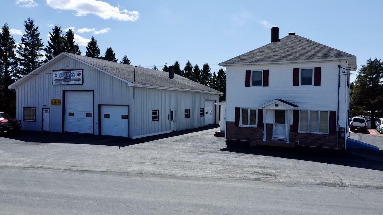 Property Photo:  22 Brook Road  ME 04772 