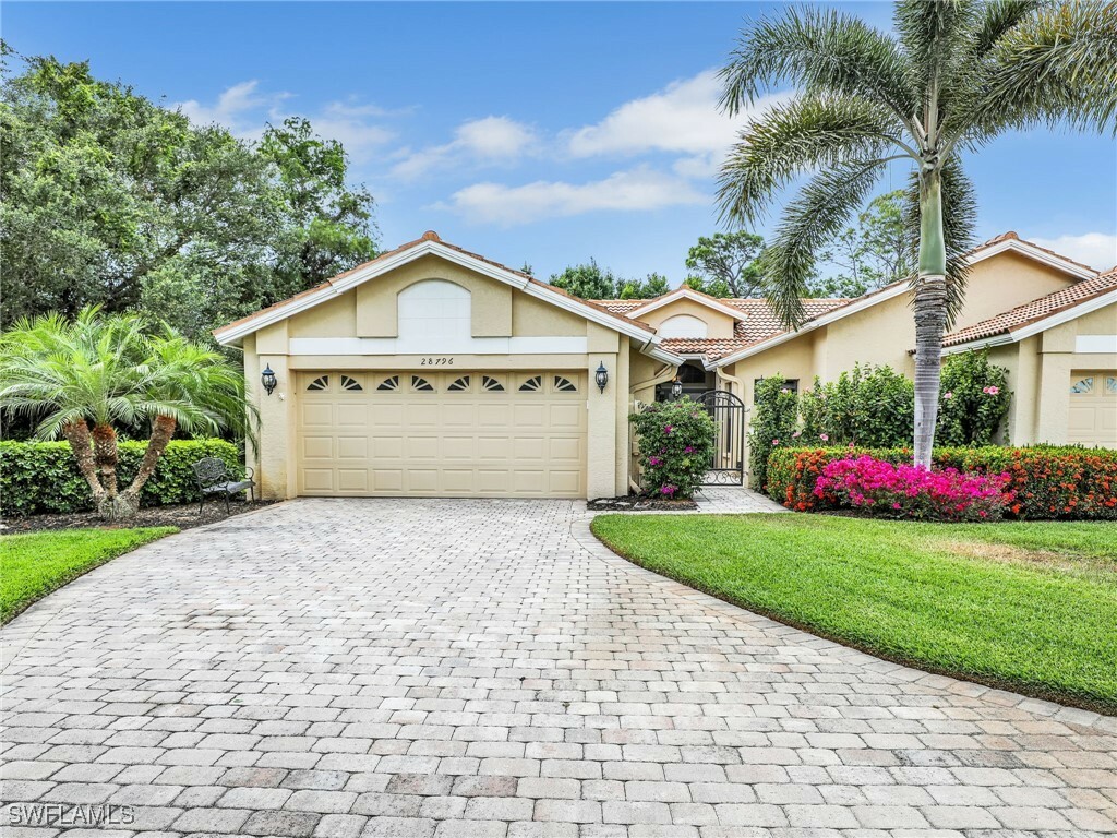 Property Photo: 28796 Hunters Court FL 34135