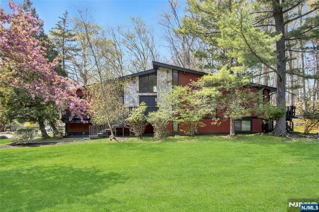Property Photo: 301 Hanna Road NJ 07675