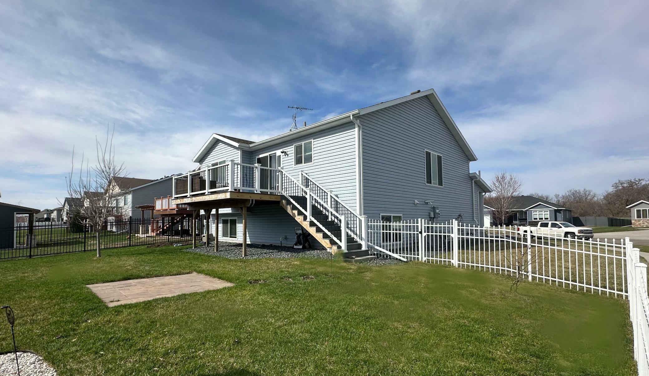 Property Photo: 1377 Goldenwood Drive ND 58078