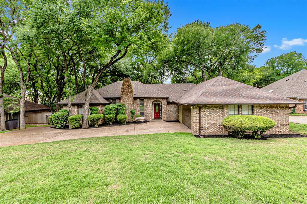 Property Photo: 3830 Lucena Court TX 75052