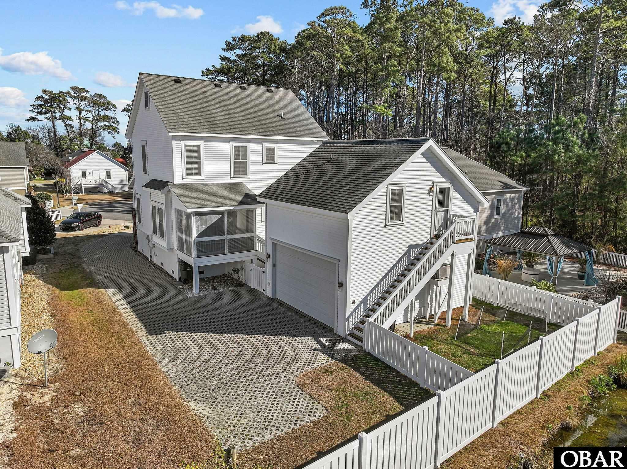 Property Photo: 105 S Flats Court NC 27954