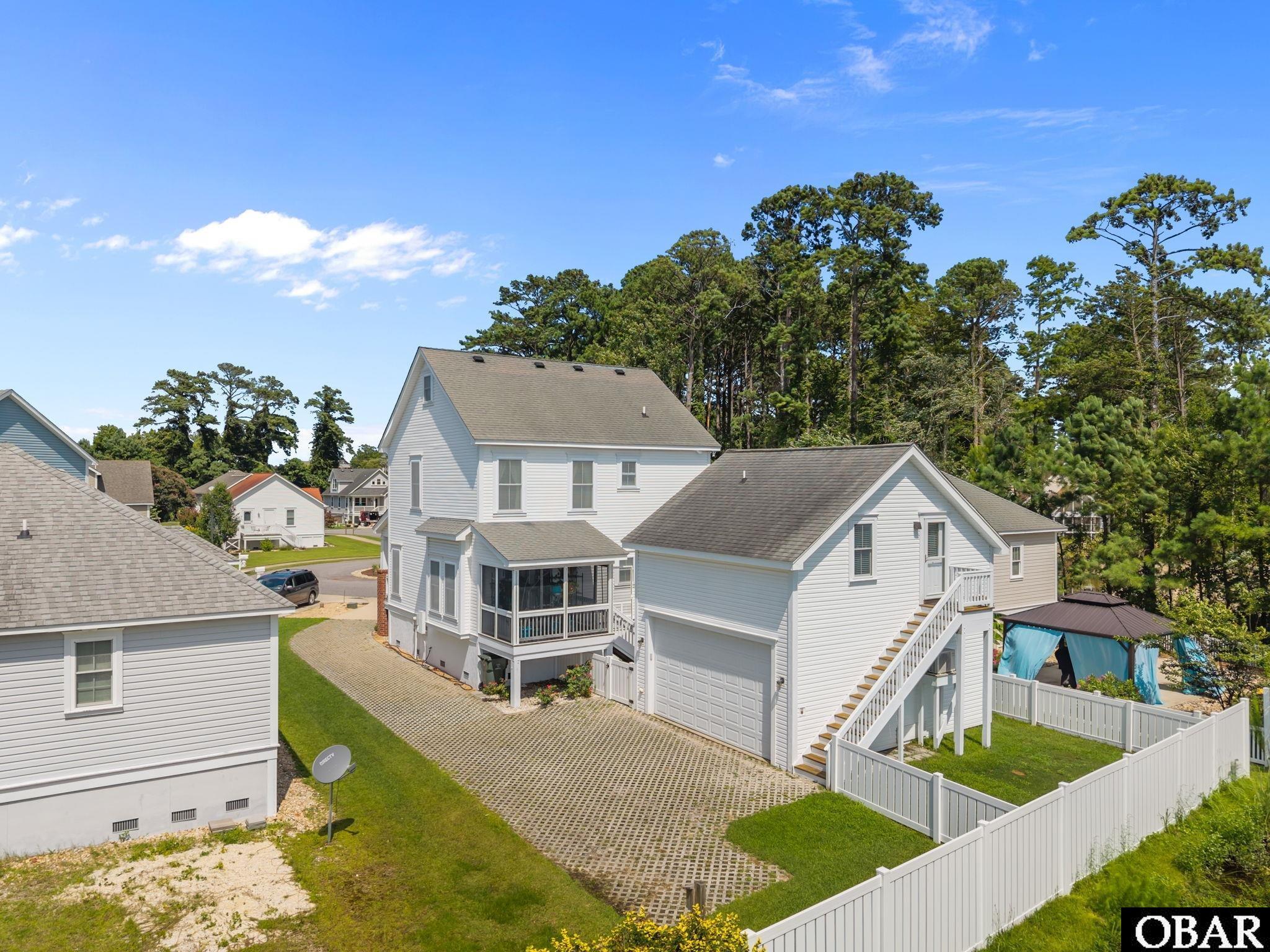 Property Photo: 105 S Flats Court NC 27954