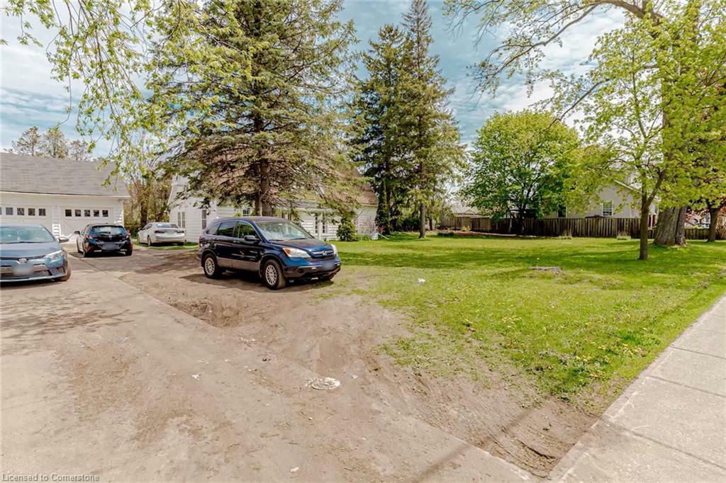 Property Photo:  1701 King Street E  ON N3H 3R6 