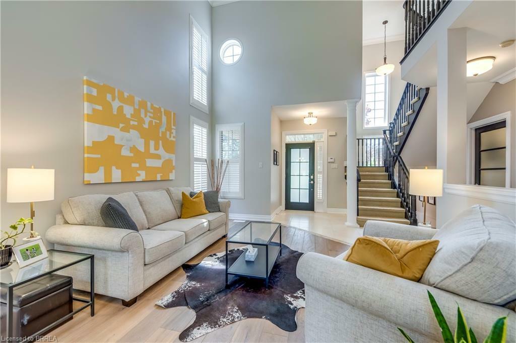Property Photo:  16 Sweetman Drive  ON L9H 7N6 