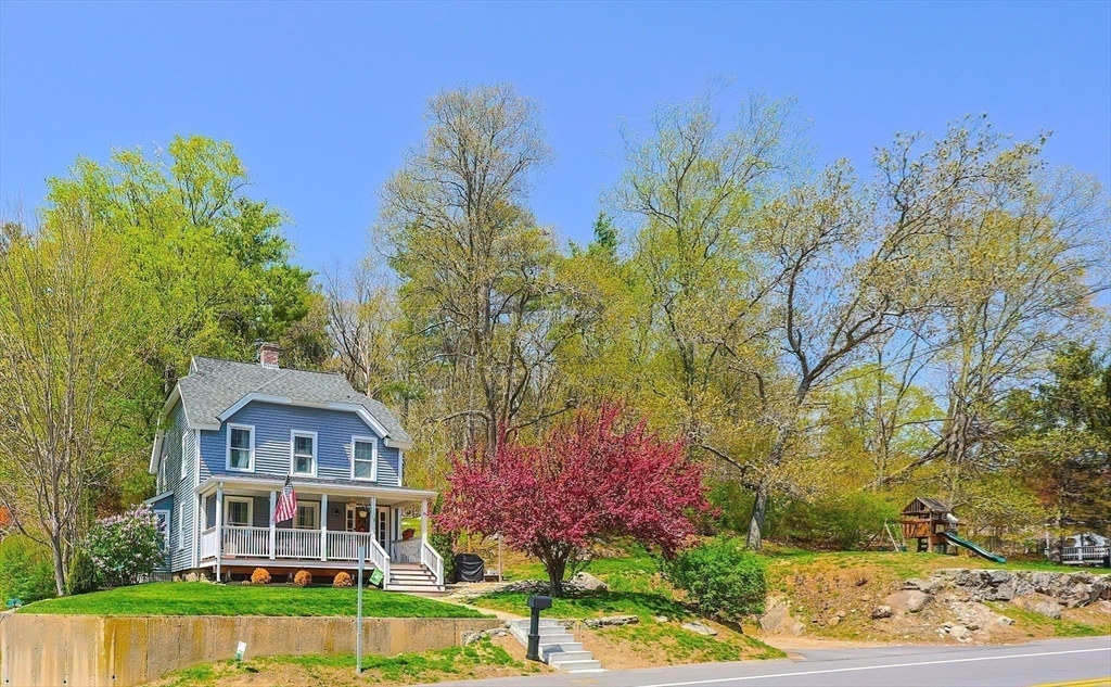 12 Hartford Ave N  Upton MA 01568 photo