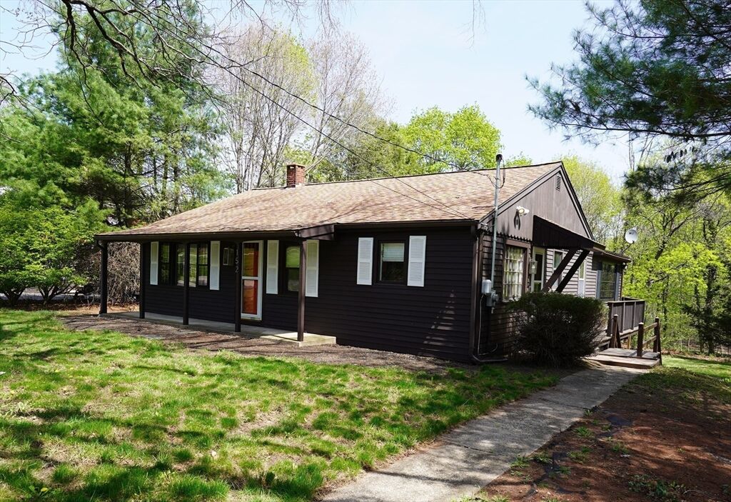 Property Photo:  152 West Bacon St  MA 02762 