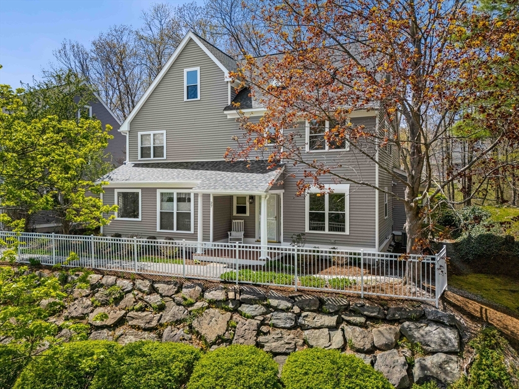 Property Photo: 27 Pond Ln 27 MA 01803