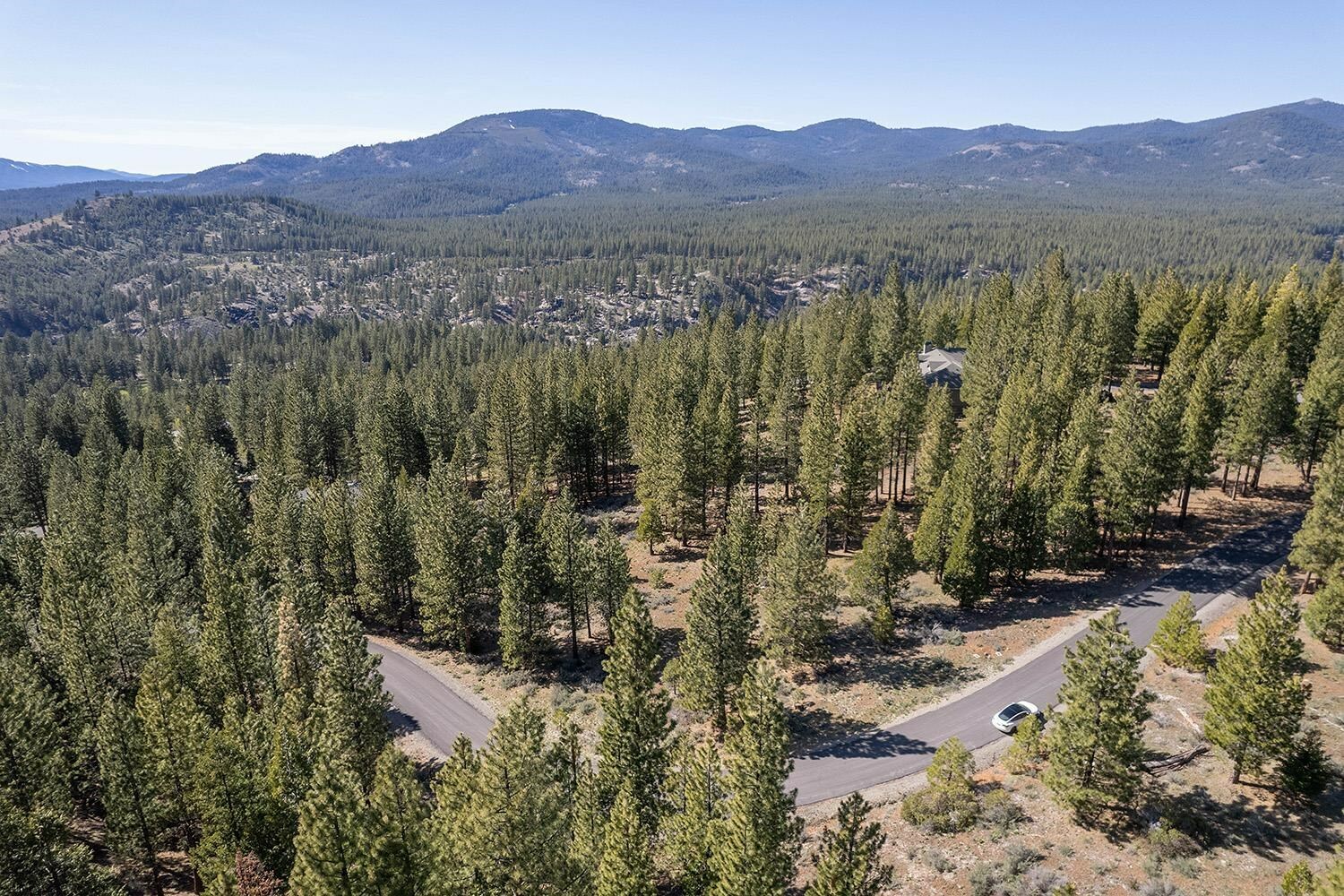Property Photo: 1512 Dream Maker CA 96122