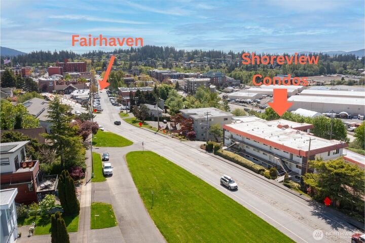 Property Photo:  1014  11th Street 302  WA 98226 