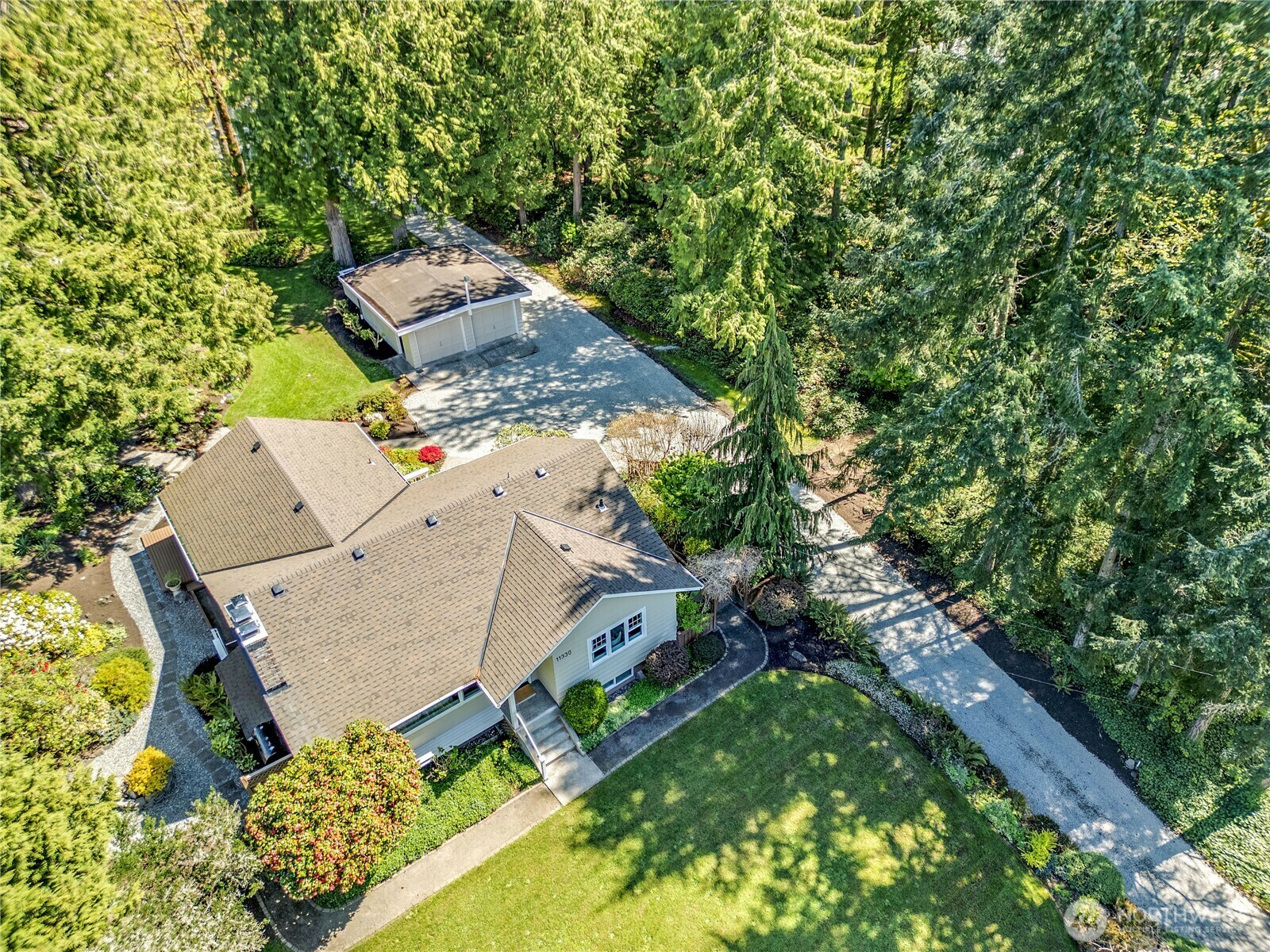 Property Photo: 11330 North Madison Avenue NE WA 98110