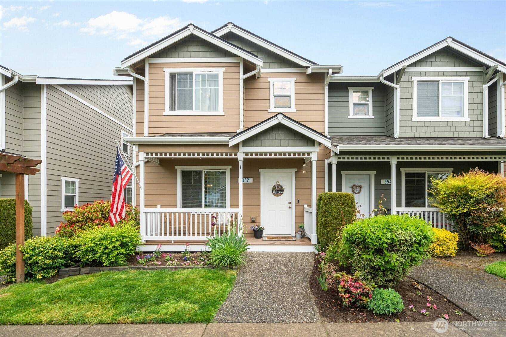 Property Photo: 352 Helen Street WA 98284