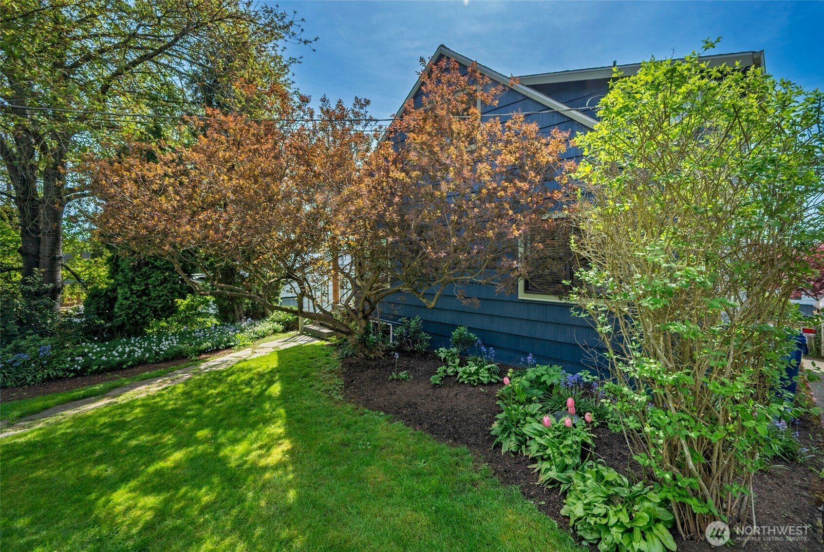 Property Photo: 4117 2nd Avenue NW WA 98107