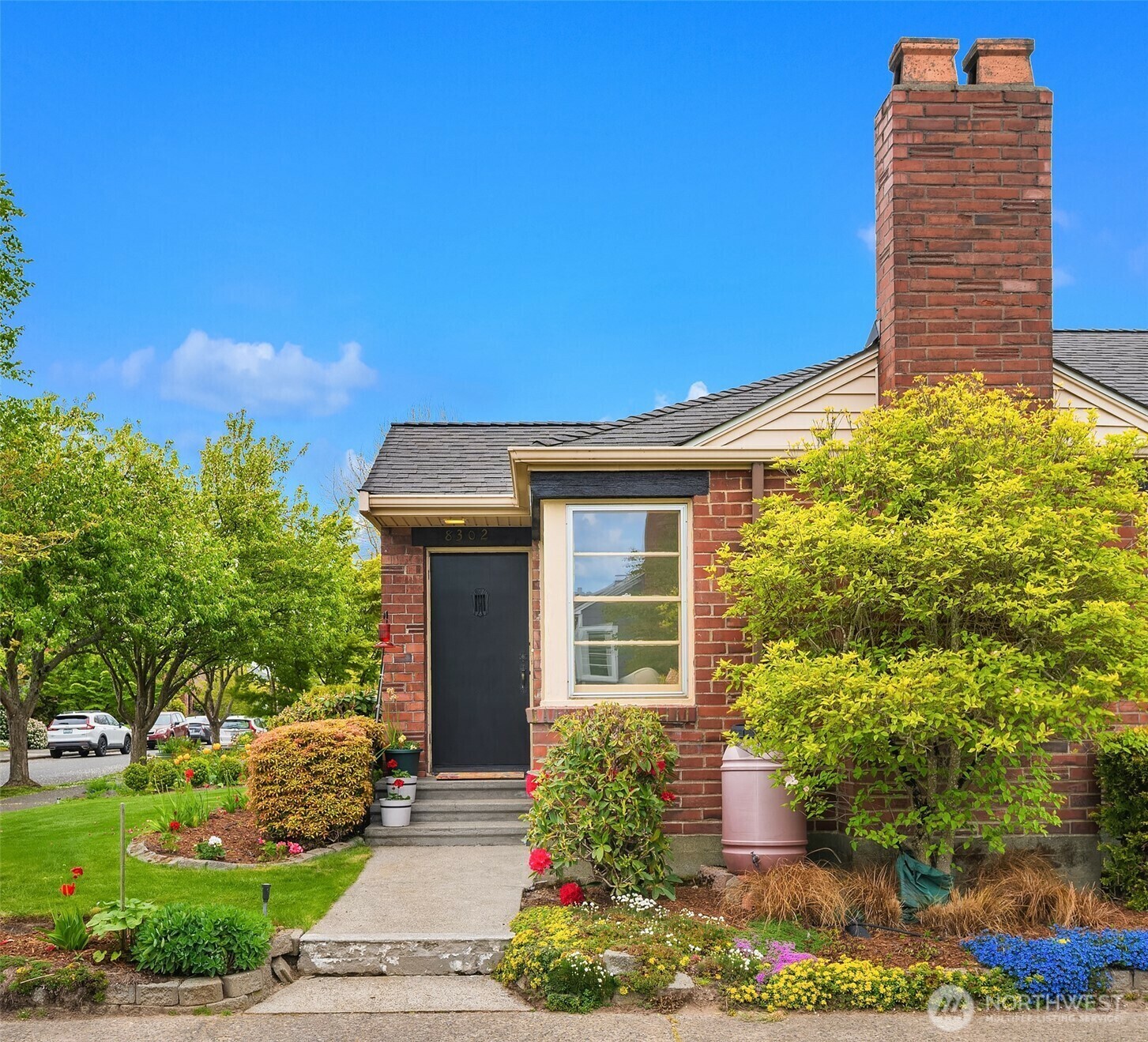 Property Photo: 8302 23rd Avenue NW WA 98117