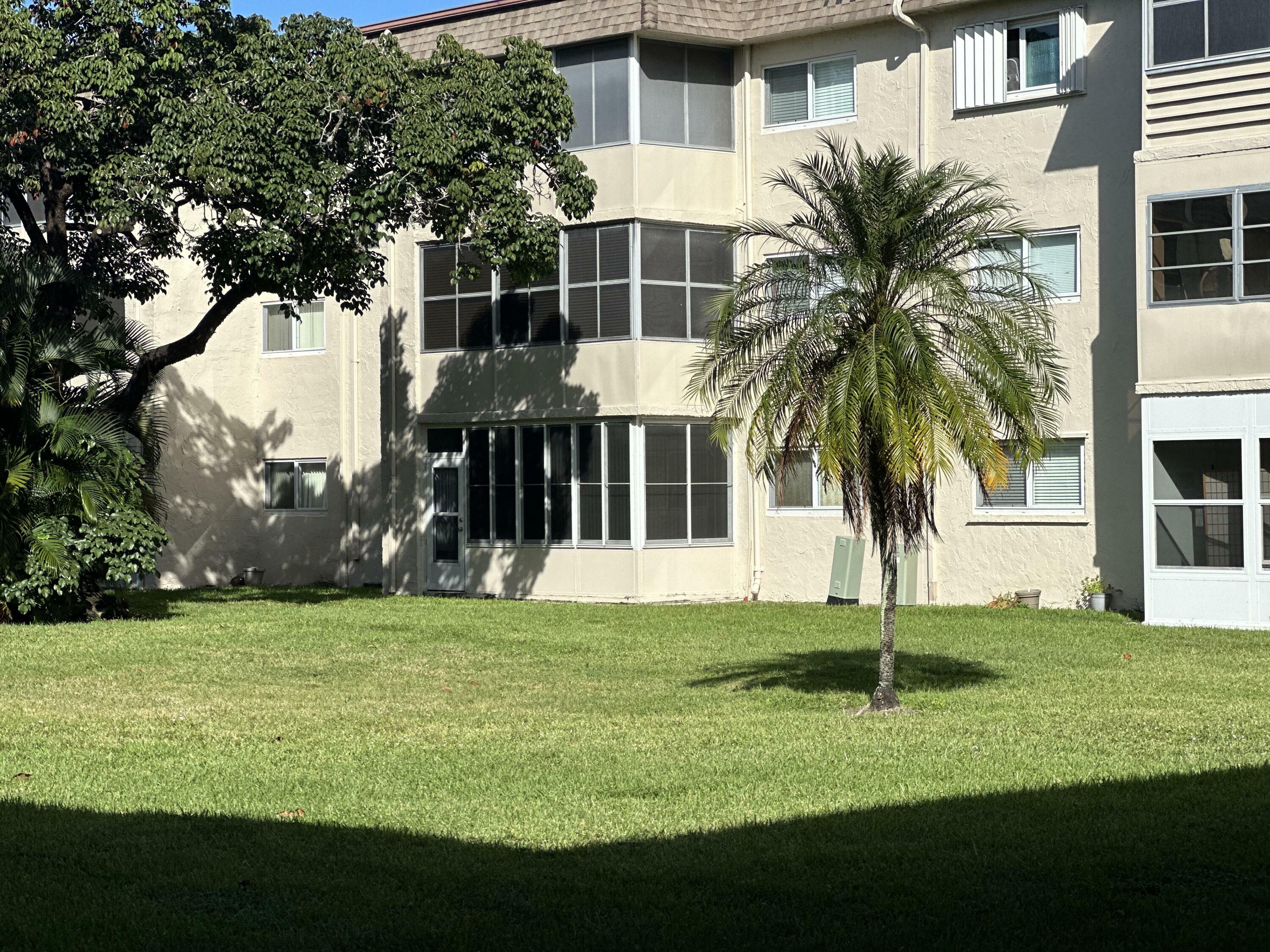 Property Photo: 705 Lori Drive 314 FL 33461