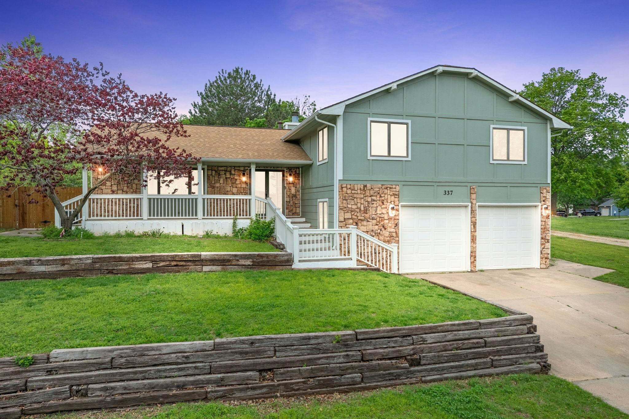337 N Lark Ln  Wichita KS 67212 photo