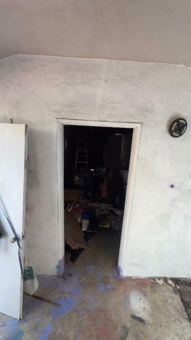 Property Photo:  909 Elizabeth Way  CA 94087 