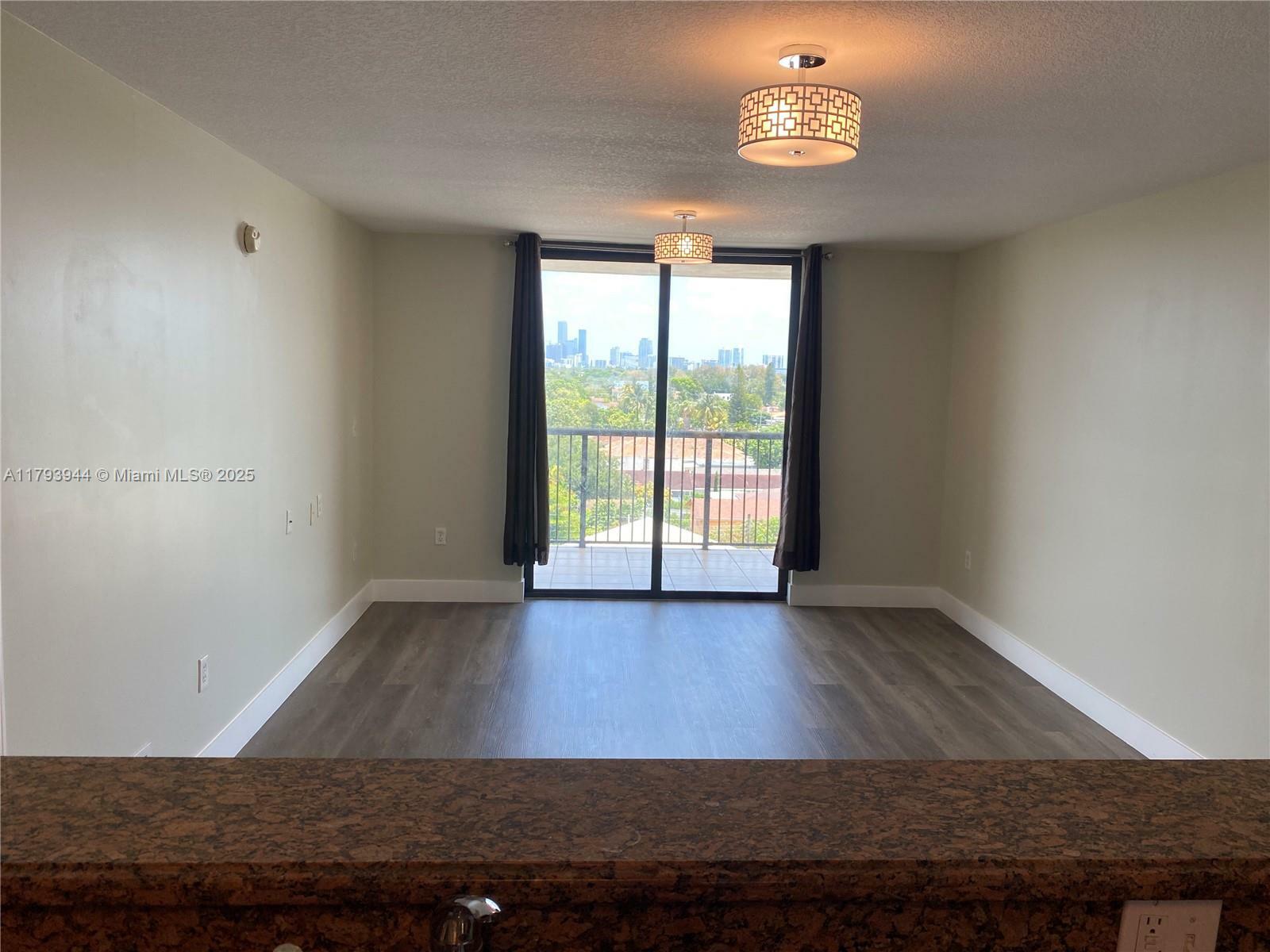 Property Photo: 1690 SW 27th Ave 707 FL 33145