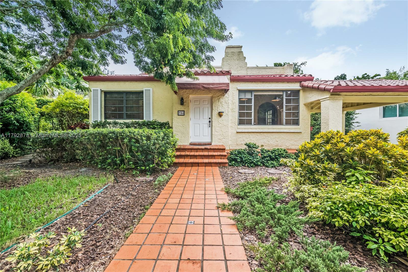 Property Photo: 234 Alesio Ave FL 33134