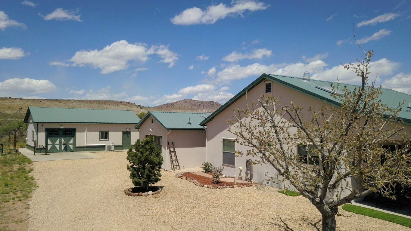 Property Photo: 965 Highway 61 NM 88061