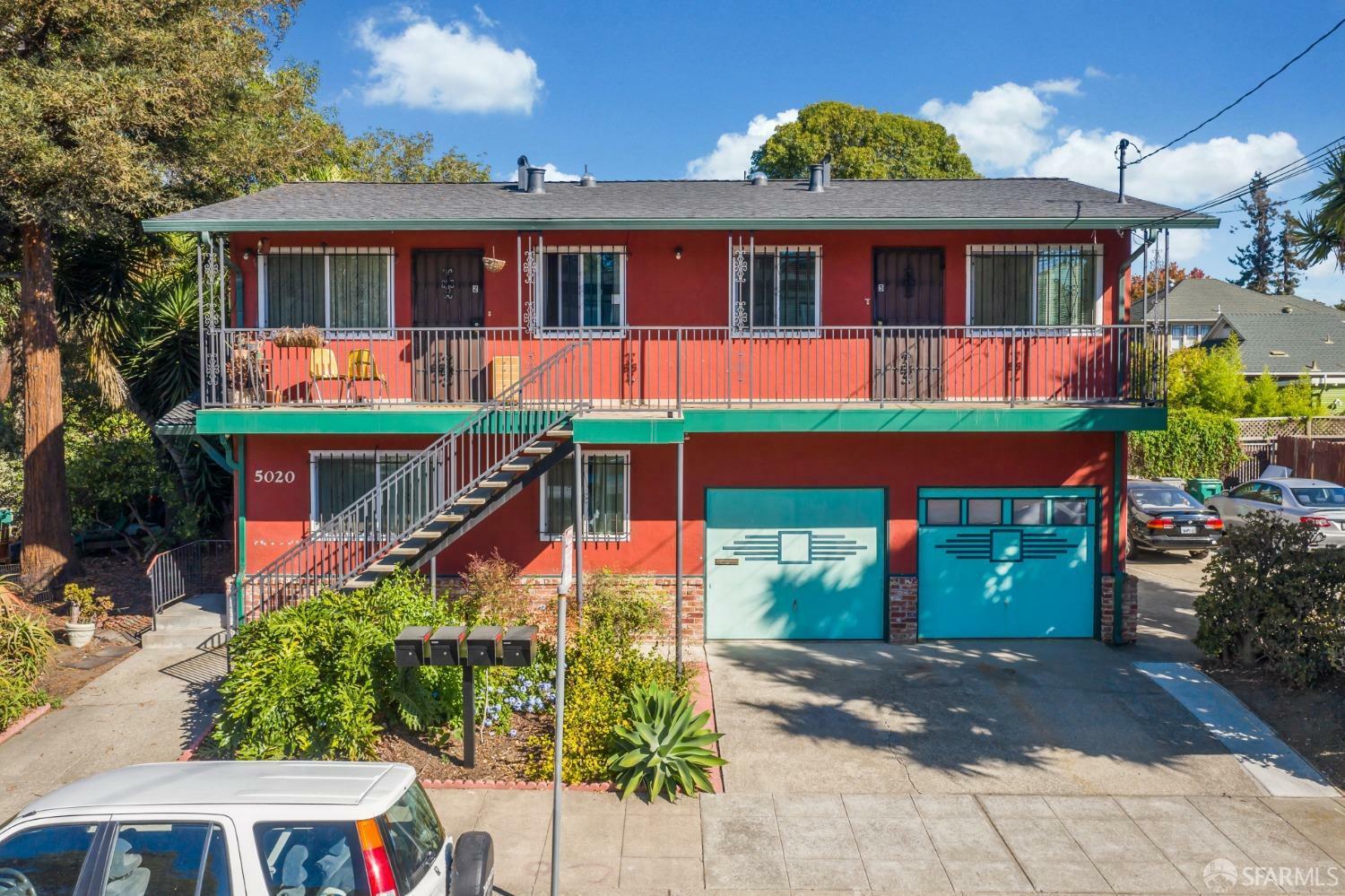 Property Photo: 5020 Clarke Street CA 94609