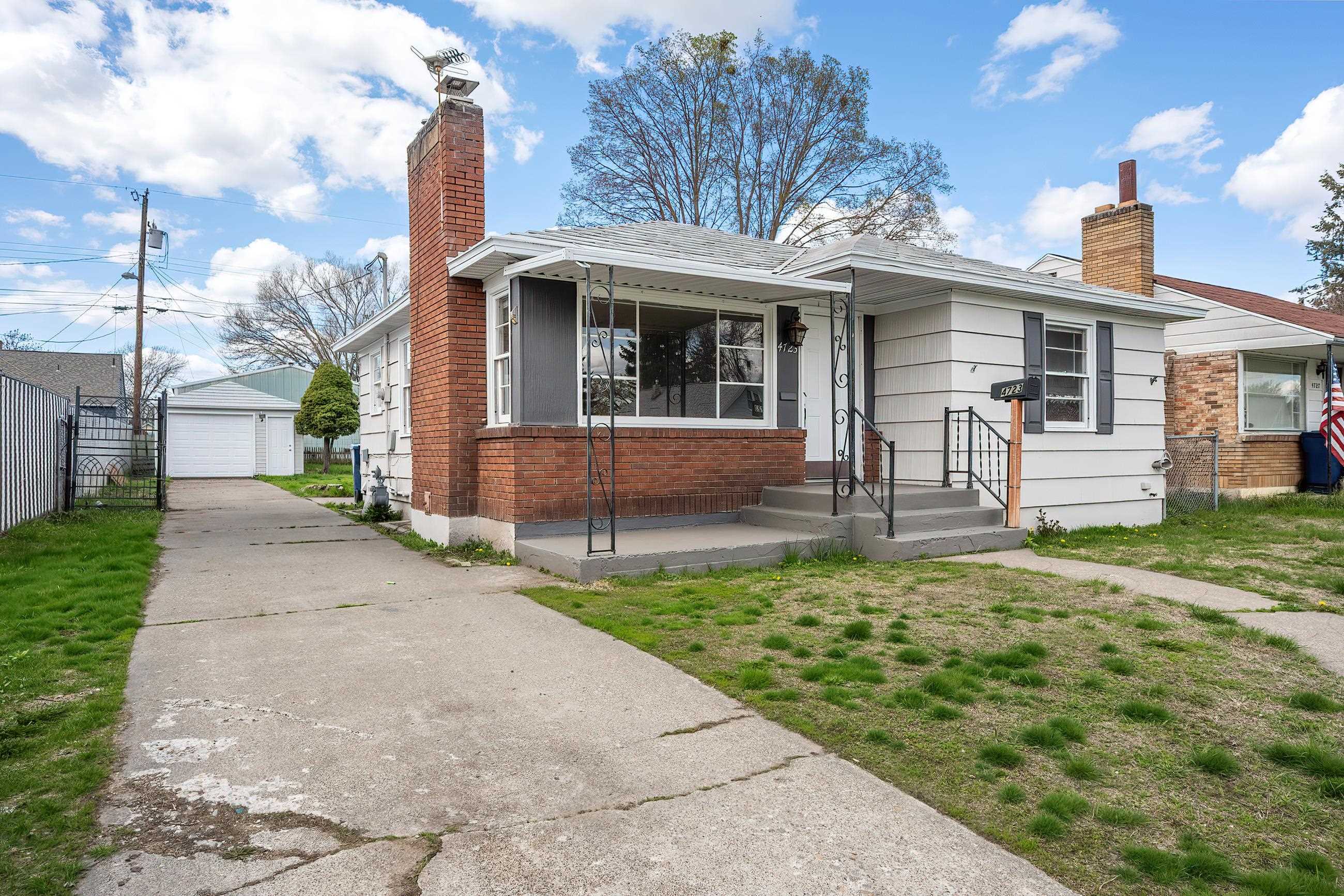 Property Photo: 4723 N Cook St WA 99217