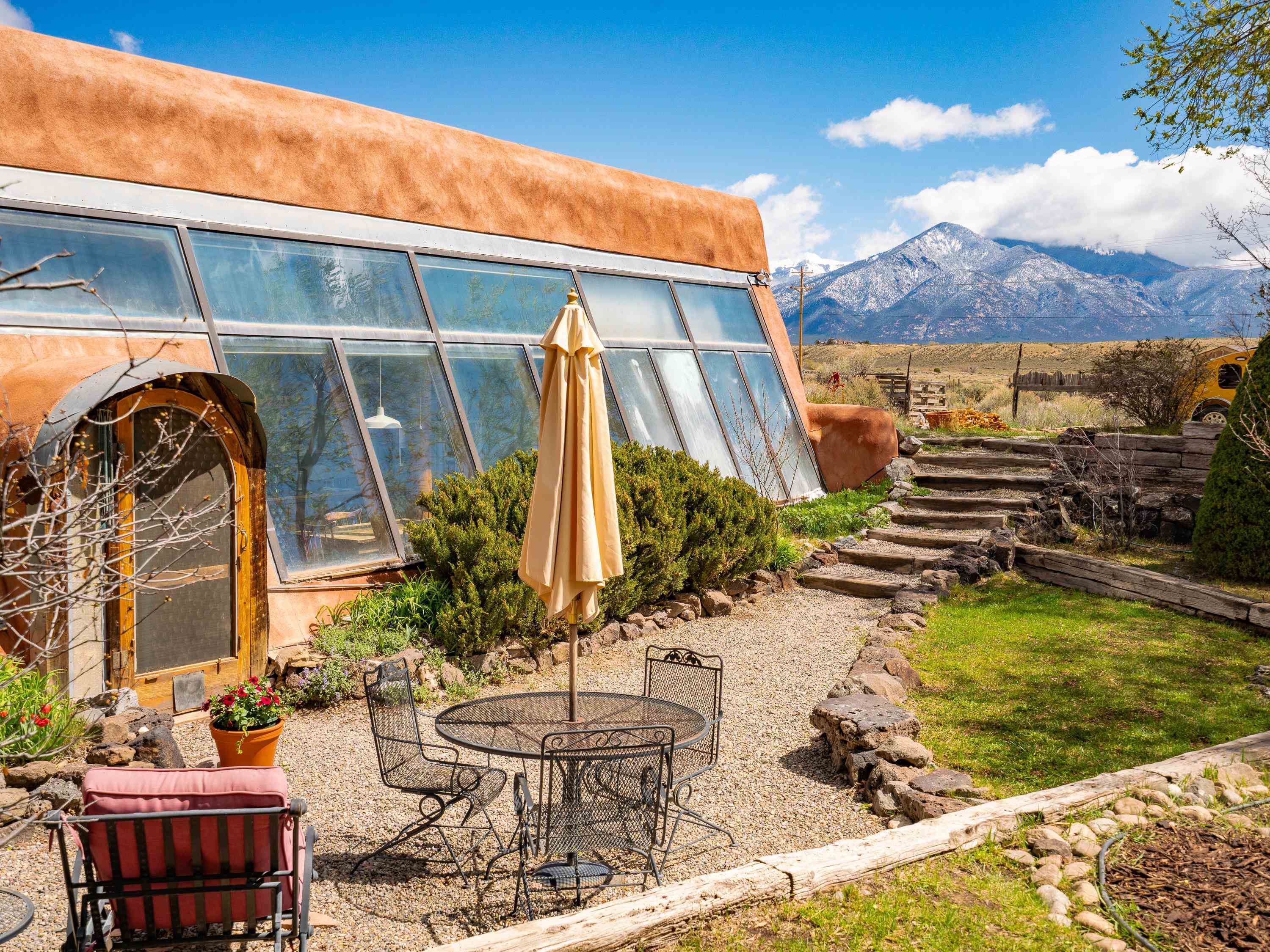 Property Photo: 3 Verdolaga Rd NM 87529