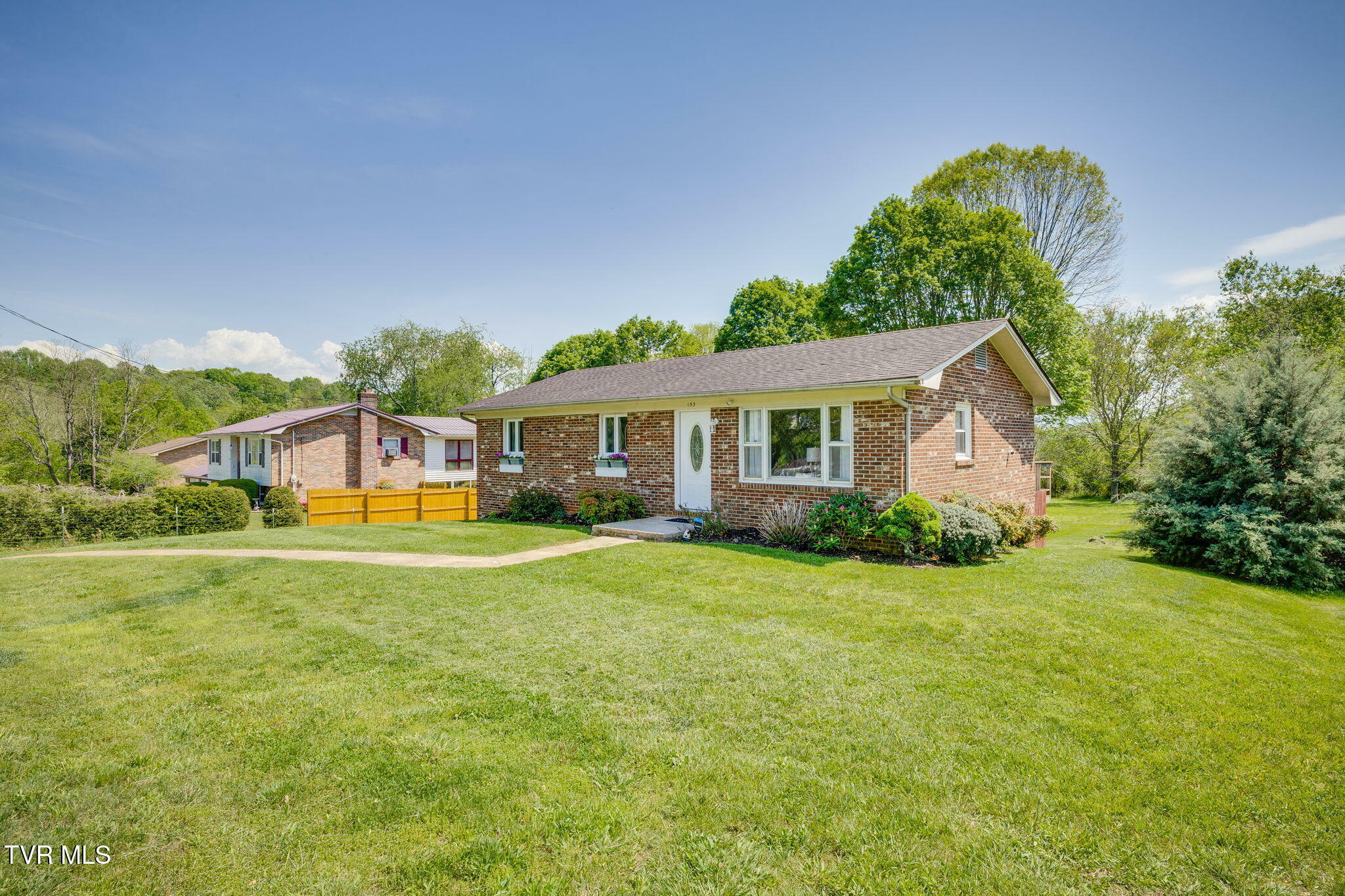 Property Photo: 153 Brethren Church Drive TN 37659