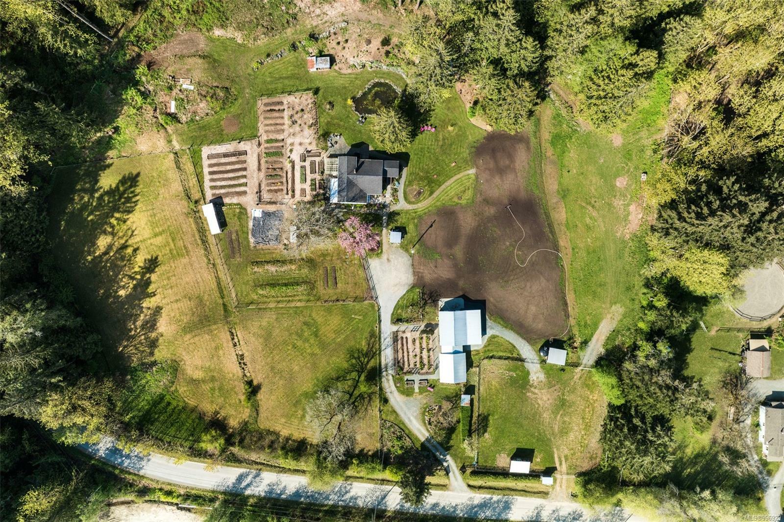 Property Photo: 4030 Hillbank Rd BC V9L 6M1