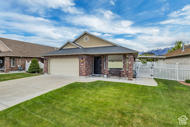Property Photo: 220 Bryce Dr UT 84037