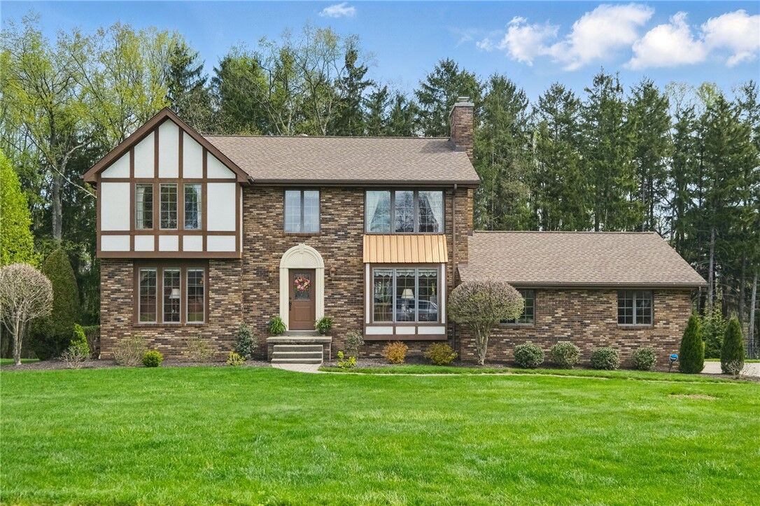 Property Photo: 1058 Rimrock Road PA 15601