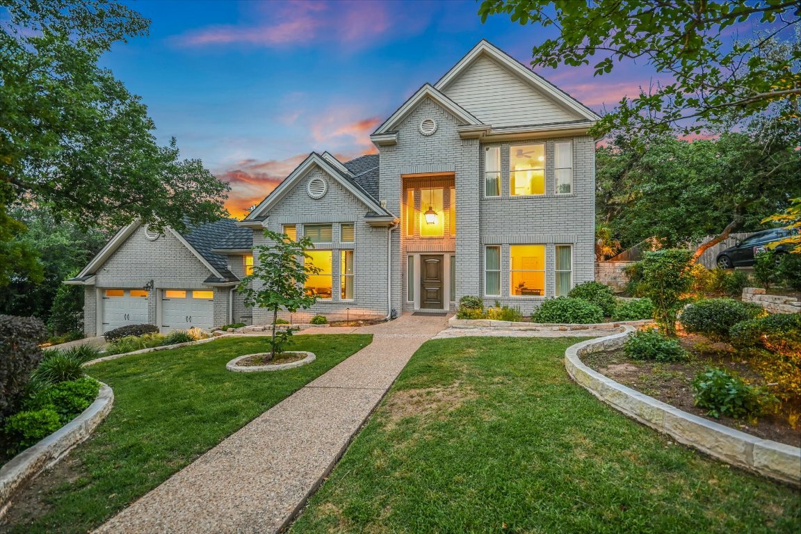 Property Photo: 1703 Brookhaven Drive TX 78704