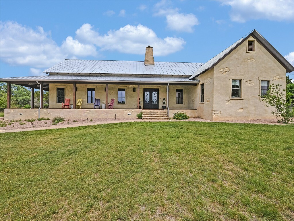 Property Photo: 424 Hidden Creek Drive TX 78620