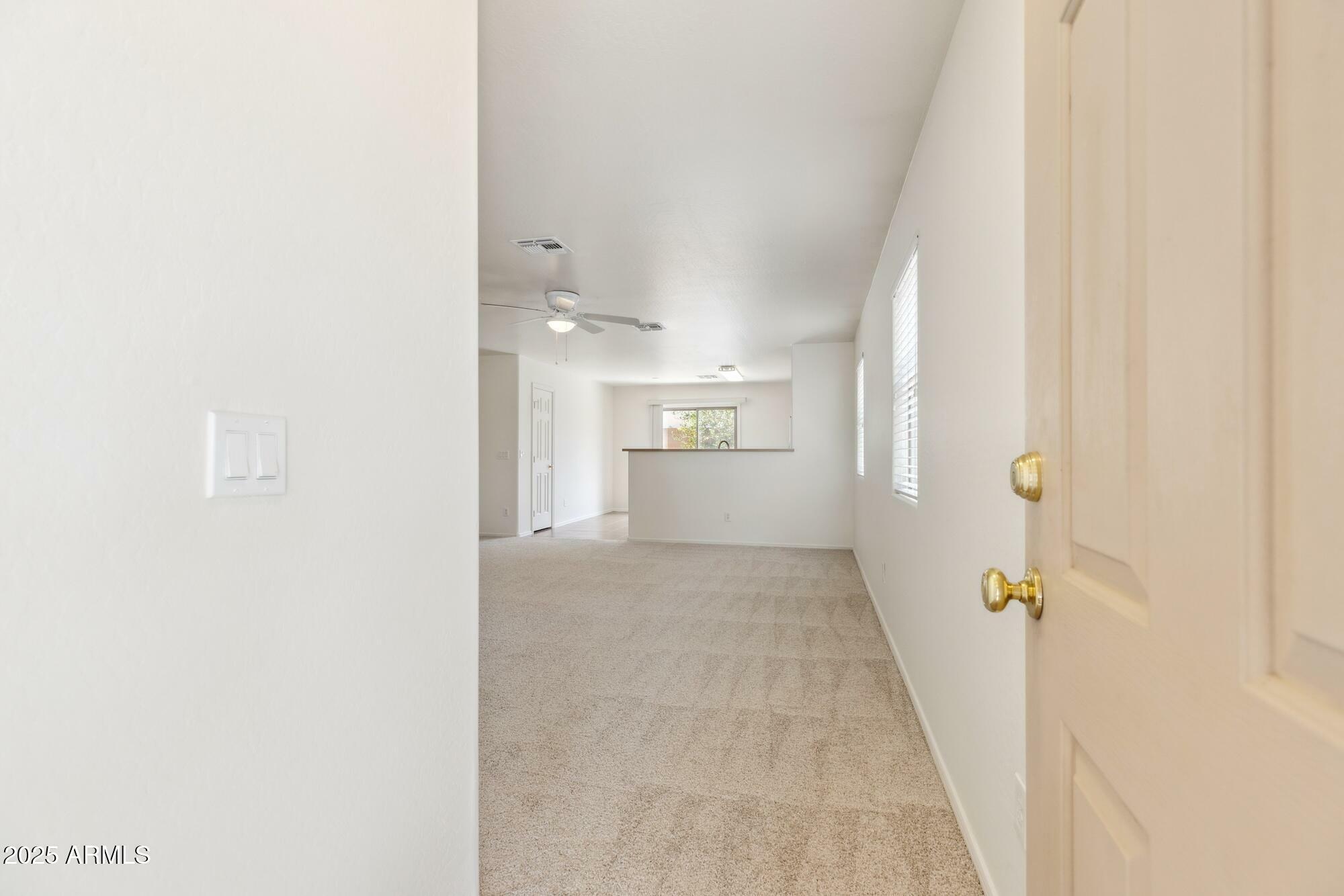 Property Photo: 2327 E Meadow Land Drive AZ 85140