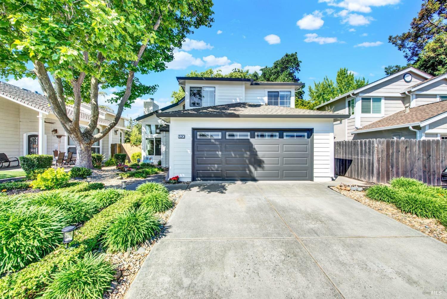 320 Saybrook Avenue  Vacaville CA 95687 photo